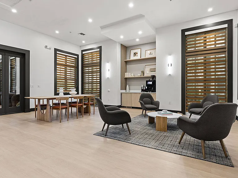 Bell Miramar Place — Photo 34