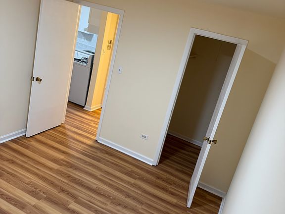 2nd image of 319 N Yale Ave #1C