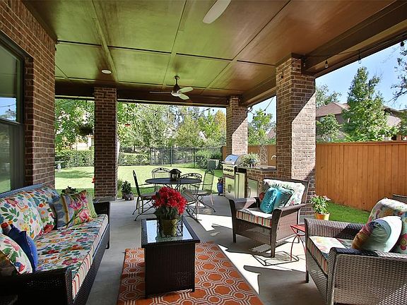 2nd image of 78 S Almondell Cir