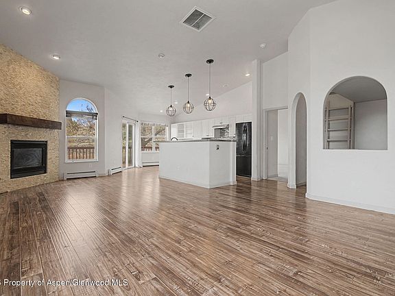 3rd image of 57 N Ridge Ct