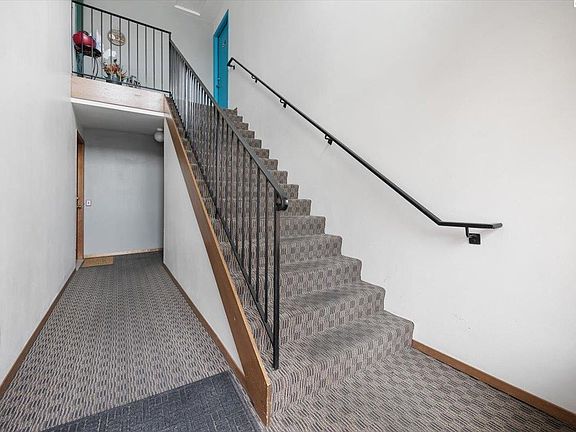 4th image of 3121 W Hood Ave APT E101