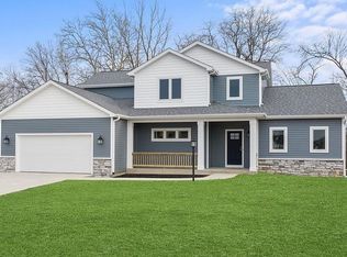 913 Switchfoot Dr, Huntertown, IN 46748