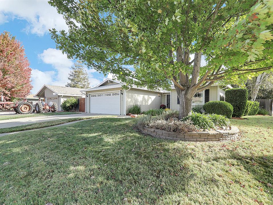 1st image of 2557 Jacquelyn Ln