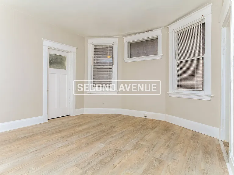 1755 Baltimore Ave — Photo 5
