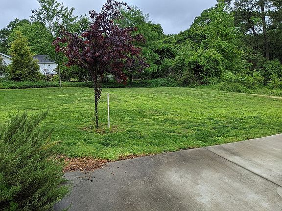 4th image of 5 Timberlake Dr