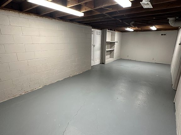 3rd image of 1297 Oakland Park Ave