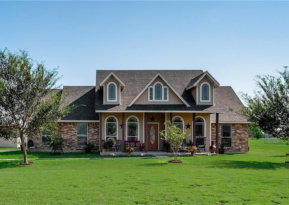 1st image of 108 Meadow Glen Dr