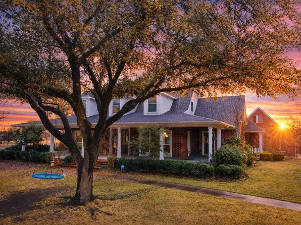 405 Chippendale Dr, Heath, TX 75032