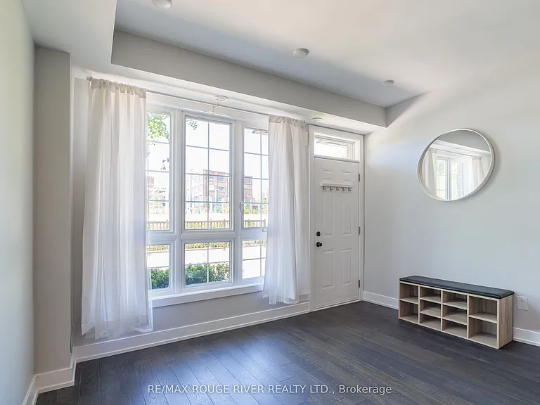 26 Ernest Ave #4 — Photo 3