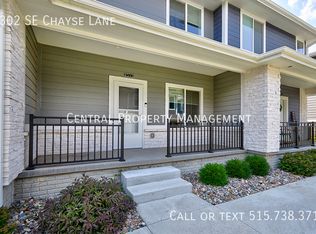 2302 SE Chayse Ln, Waukee, IA 50263