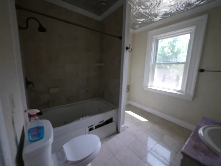 231 W Steuben St #2 — Photo 8