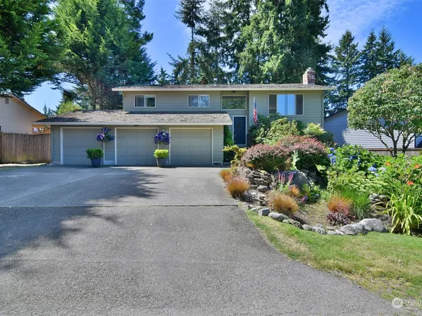 6230 140th Place SW, Edmonds, WA 98026