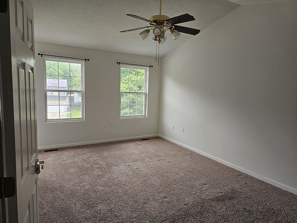 1st image of 21509 Willis Wharf Ct #1