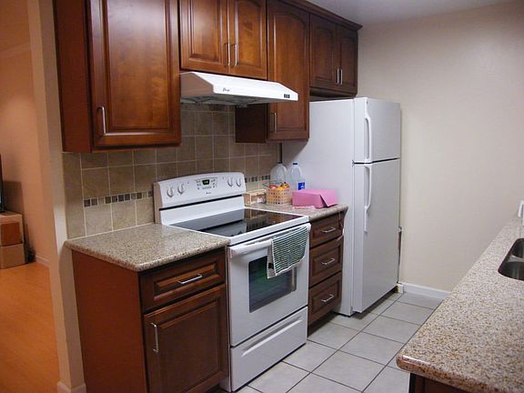 5th image of 3588 Payne Ave APT 4