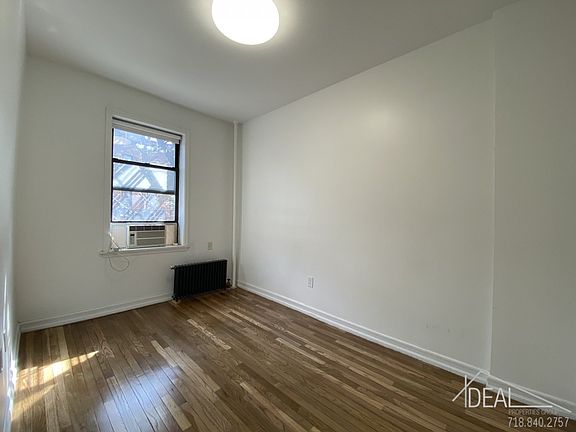 5th image of 229 Saint Johns Pl APT 2C