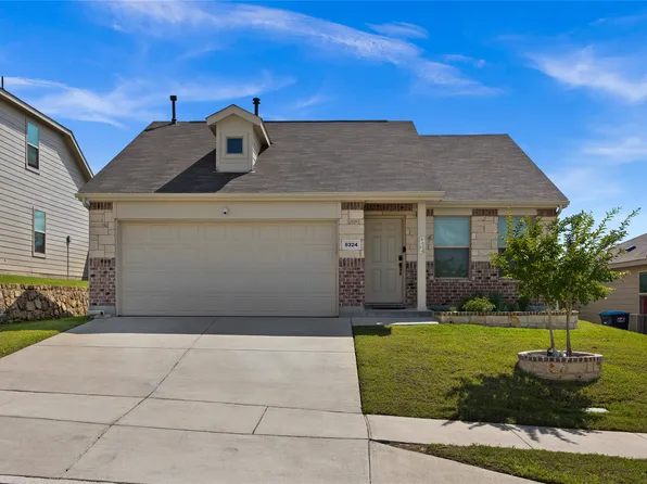 8324 Hollow Bend St, Fort Worth, TX 76123