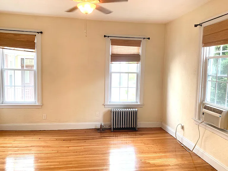186 Waterman St #1 — Photo 5