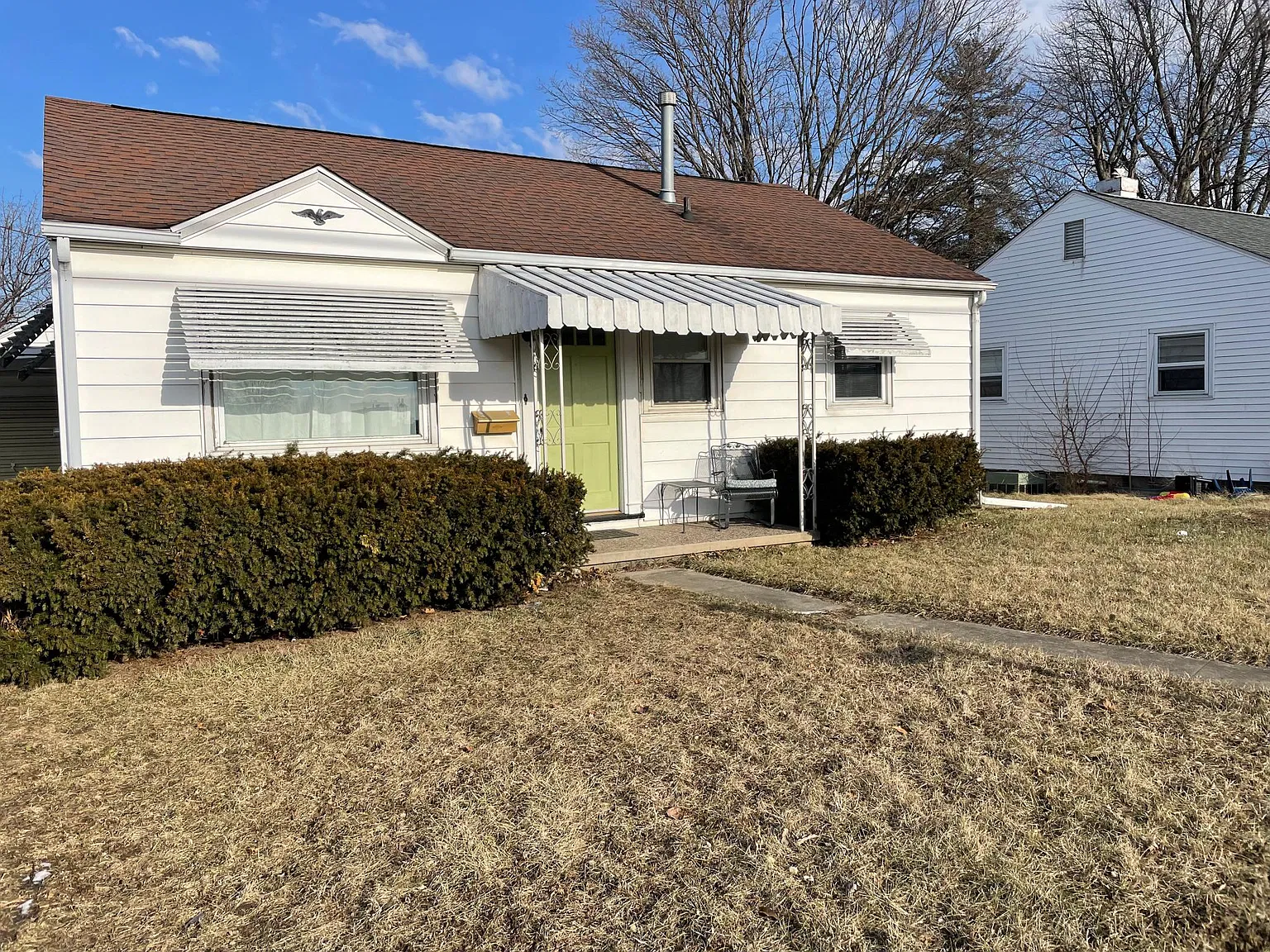 2806 S Earl Ave — Photo 1