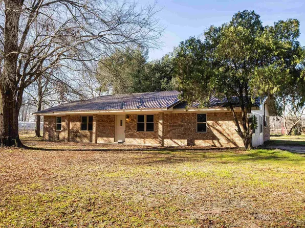 176 Jigger Point Rd, Winnsboro, LA 71295