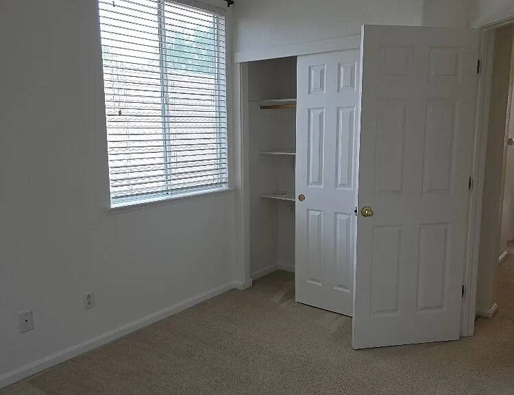 249 Oxburough Dr — Photo 45