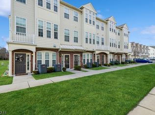 24 Kyle Dr, Tinton Falls, NJ 07712