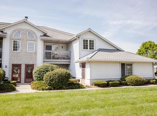 Sunset Meadows, Pewaukee, WI 53072