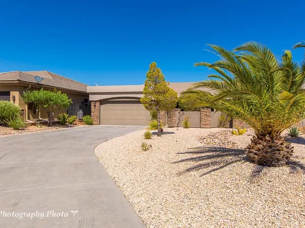 310 Montpere Cir, Mesquite, NV 89027
