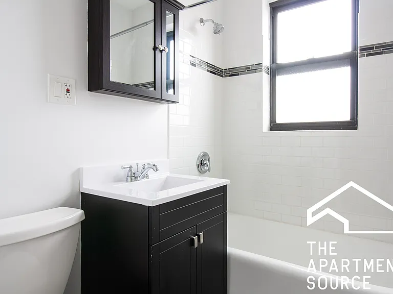 3345 N Marshfield Ave #405 — Photo 7