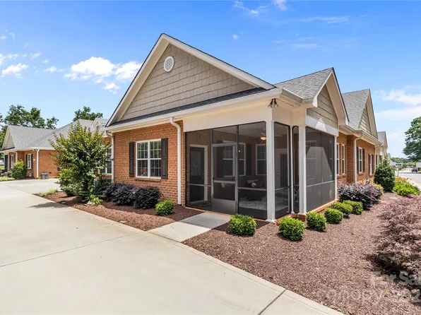 2484 Early Richmond Ct, Denver, NC 28037