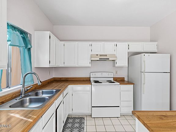 2nd image of 3411 W MORROW Drive #2
