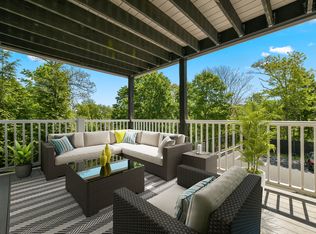 19 Riverside Sq #1B-1BA-1025SQFT, Hyde Park, MA 02136