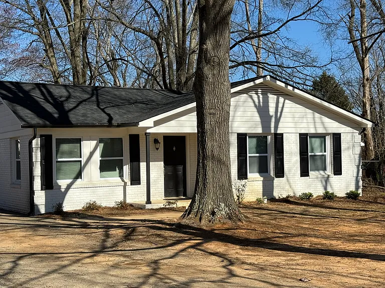8006 Hemby Wood Dr — Photo 8