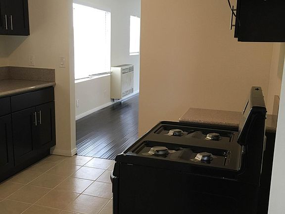 4th image of 3705 Hughes Ave #3705