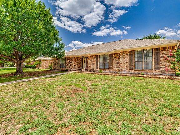 2nd image of 4813 Scarlett Oak Dr