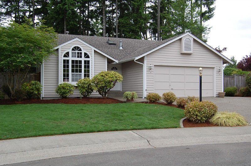 Beautiful rambler on a cul-de-sac. Once the model home for the Affordable Street of Dreams. Nicely m