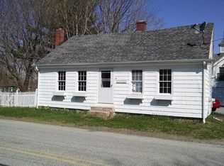94 Main St, North Stonington, CT 06359