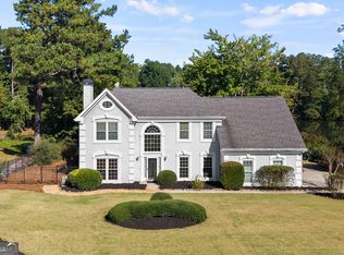231 Saint Martin Dr, Suwanee, GA 30024