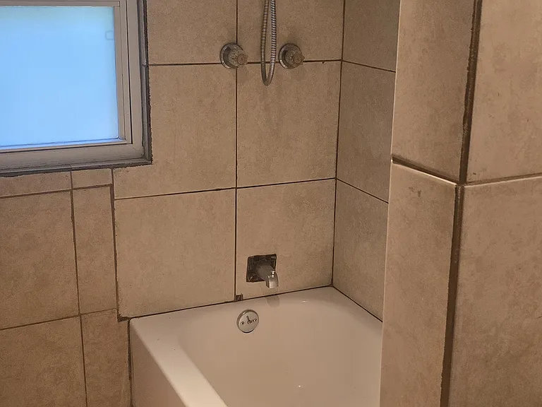 829 Richard Ave — Photo 40