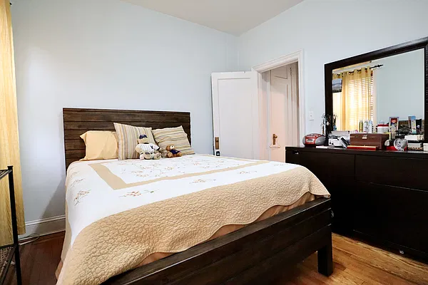 Sold by Remax Edge | media 4