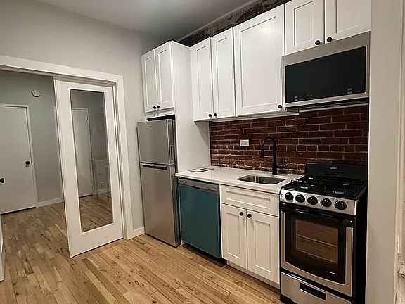 3rd image of 1107 1st Ave APT 1A