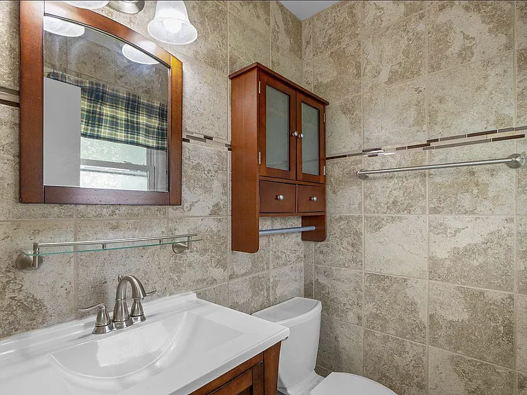 737 Chapelgate Dr — Photo 21