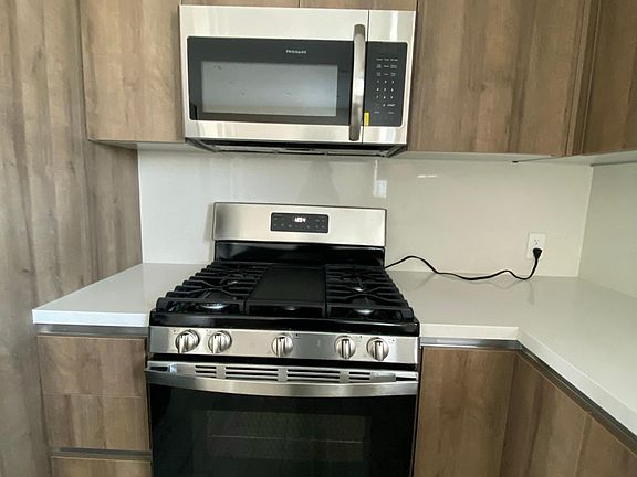 3rd image of 3040 Atwater Ave #2