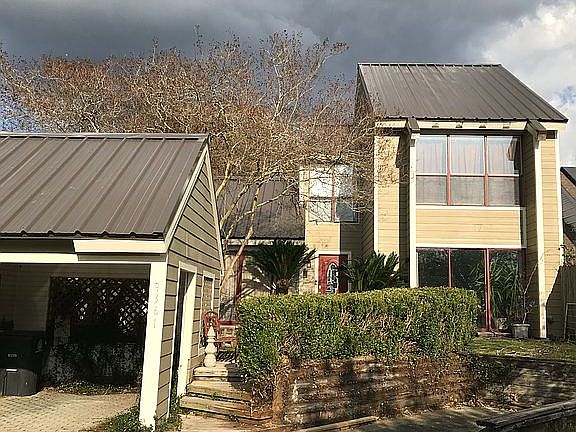 Cement board/Metal Roof