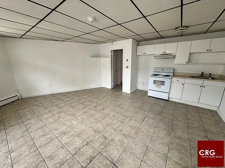 12 Marion St #1A — Photo 1