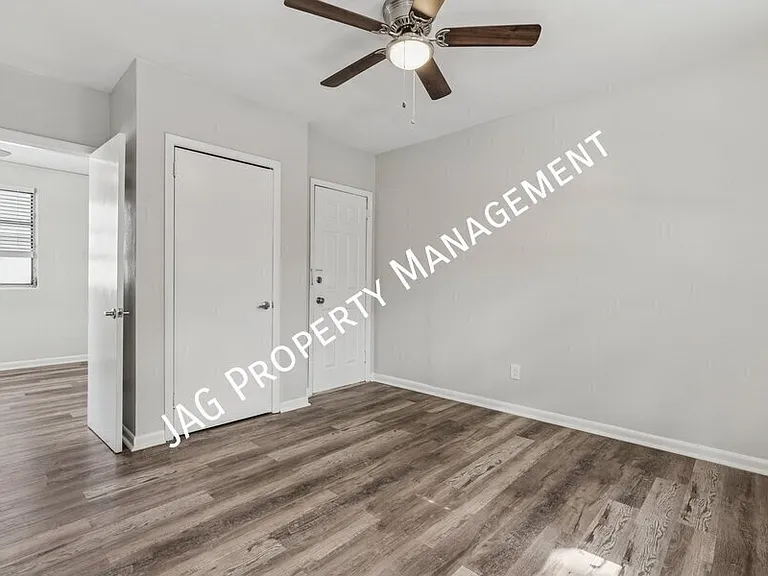 1123 Lasalle St #1 — Photo 11