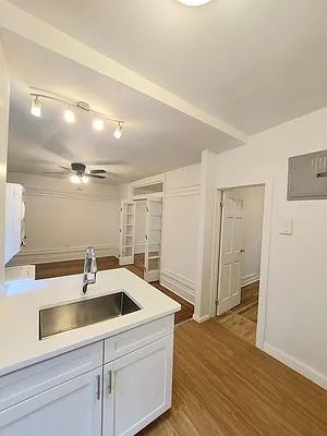 Rented by Riverside NYC Realty LLC | media 2