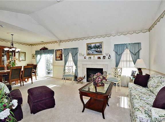 2nd image of 558 Mirror Pond Ct