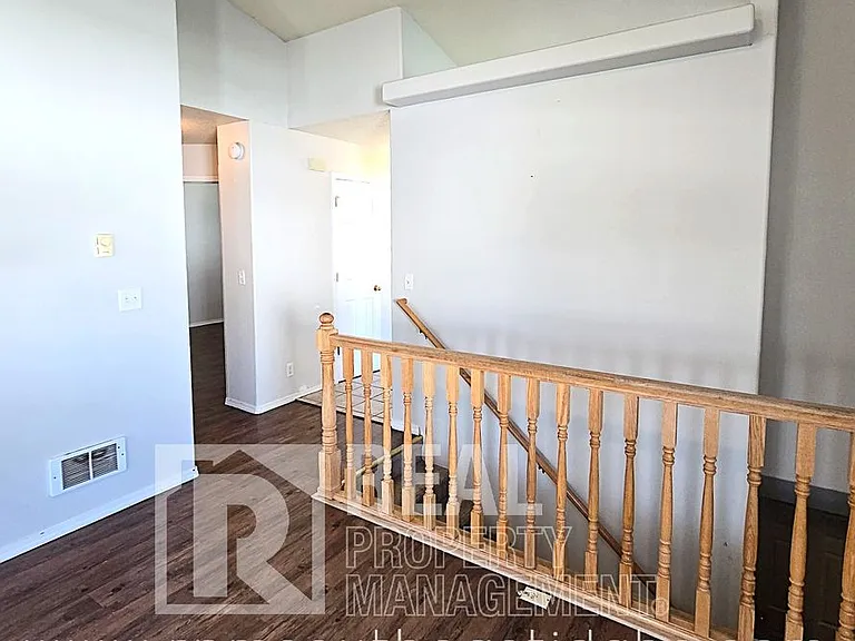 2801 E Chasewood Dr — Photo 7