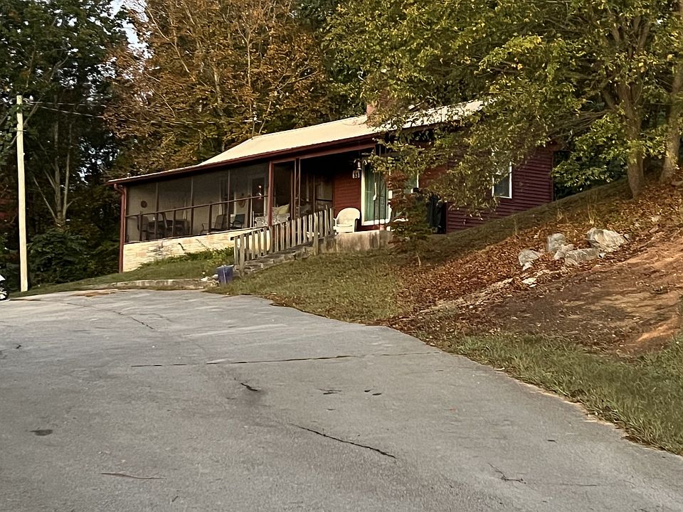 2nd image of 778 Cedar Hill Rd