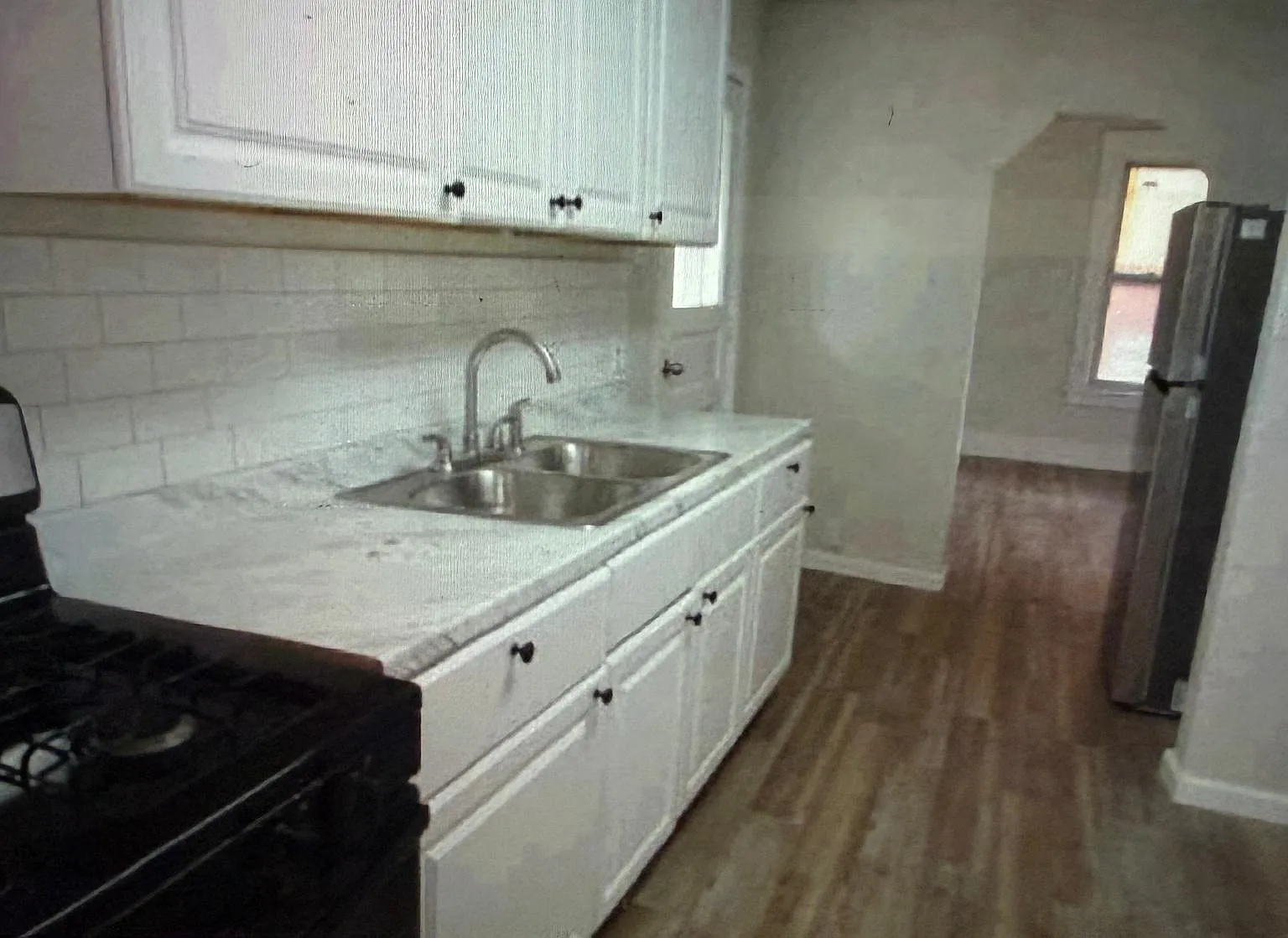 3 bed, 1305 sqft, $1,600 — Photo 3